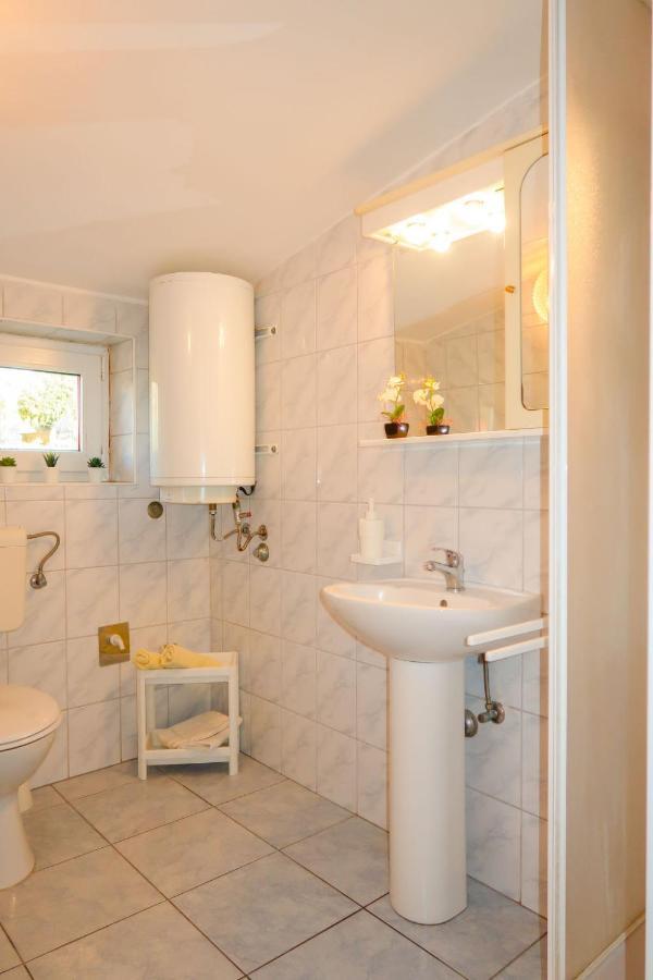 Apartment Barbara - Put121 By Interhome Punat Eksteriør billede